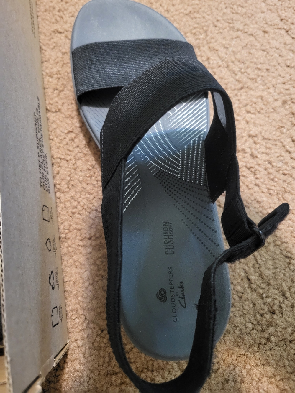 Clarks Women’s Black Elastic Strap Sandals - Picture 7 of 7